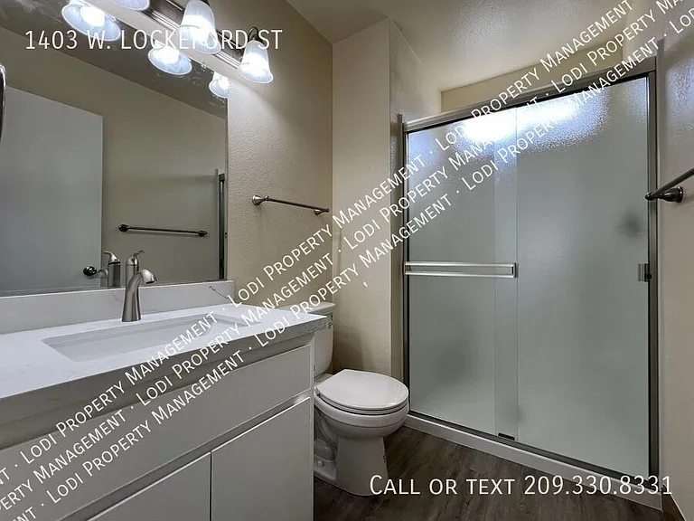 1403 W Lockeford St — Photo 29