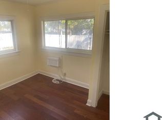 917 15th Ave S #1, Saint Petersburg, FL 33705