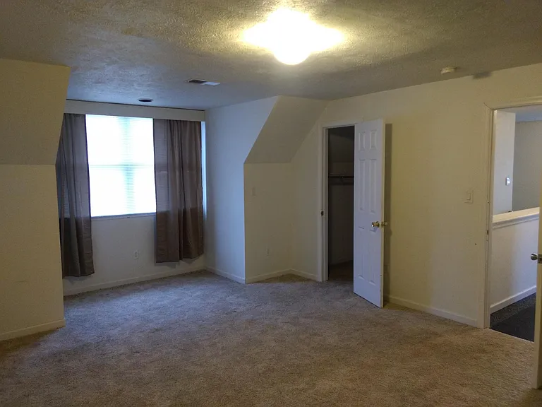 Master bedroom Suite, has huge walk in Robe.