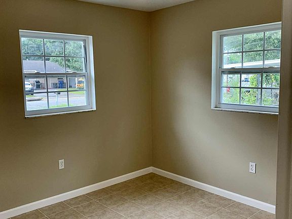 4th image of 520 65th Avenue Dr W