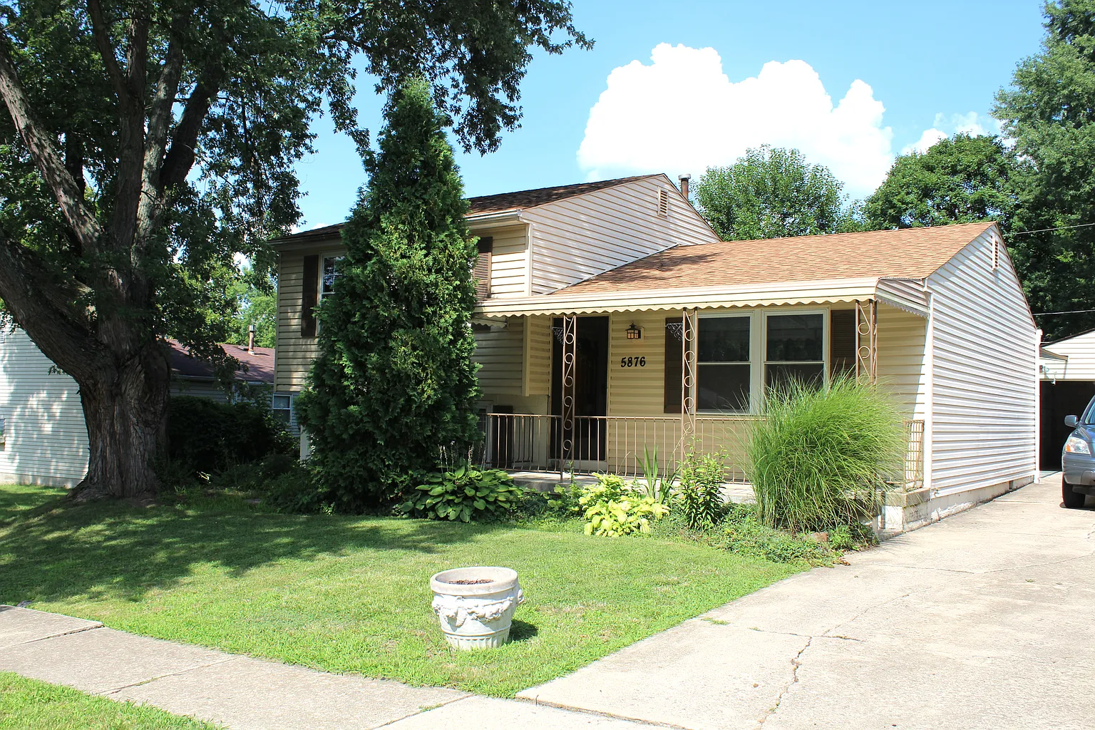 5876 Varadero Dr photo 1