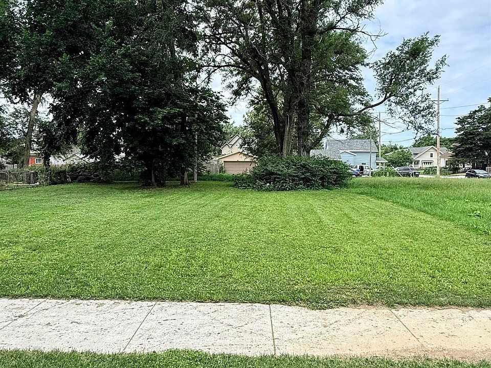 1st image of 2416 N 17th St