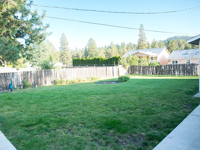6204 E 10th Ave — Photo 11