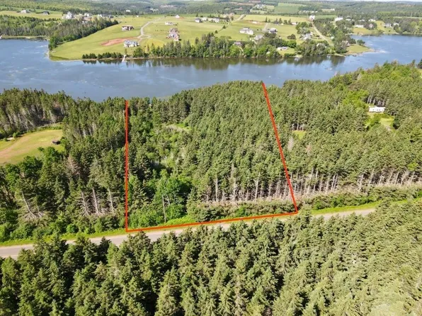Trout River Rd, Grenville Parish, PE C0A 1E0