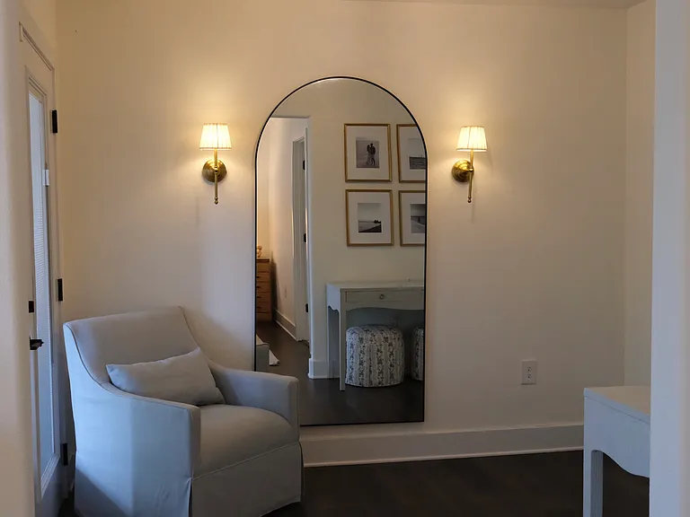 689 Oak Lake Ln — Photo 22