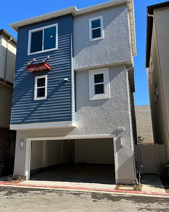 1st image of 770 Daniel Freeman Cir