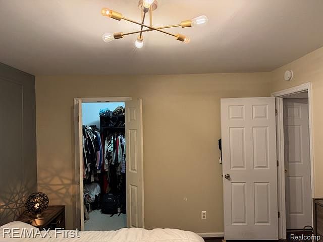 1645 Sarah Ln, photo 17
