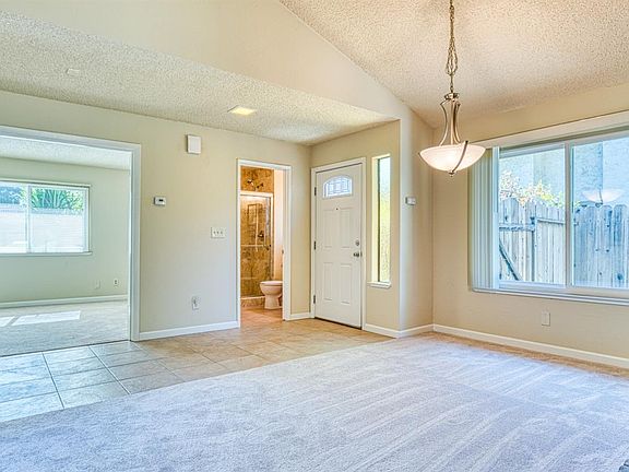 4th image of 1235 Hartford Cir