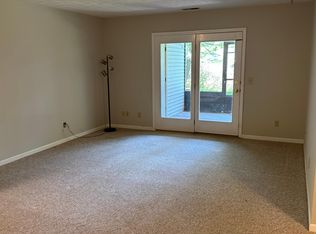 3304 N Bend Rd APT 6, Cincinnati, OH 45239