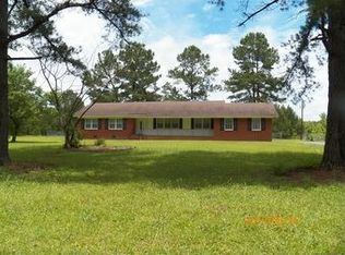 2823 Ed James Rd, Effingham, SC 29541