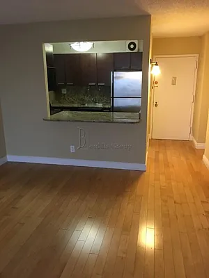 Rented by Bouklis Group | media 19