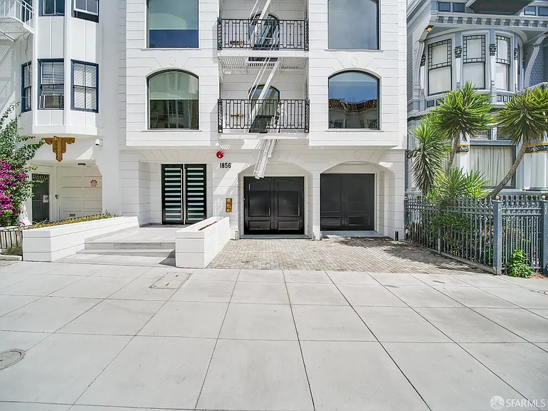 1856 Pacific Ave — Photo 11