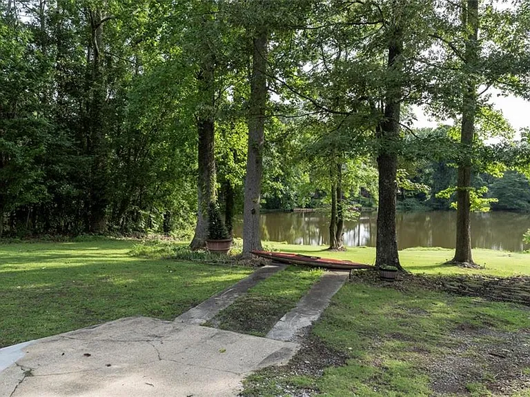 2560 Piney Wood Ln #3 — Photo 3