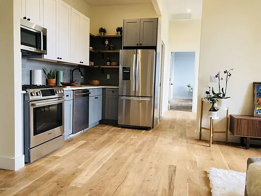 Rented by JB Mac Real Estate Inc. | media 9