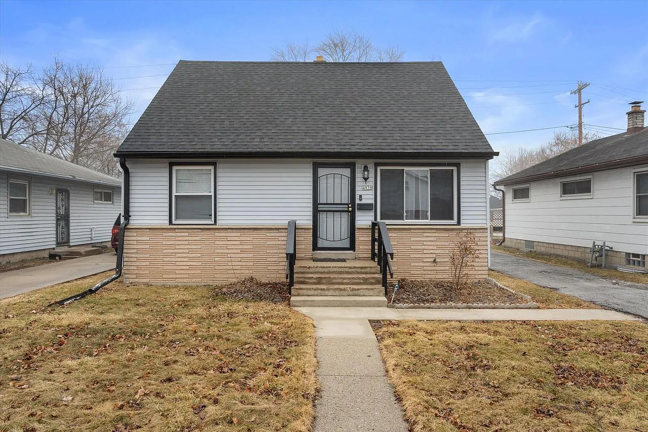 4838 North 45th STREET photo 1