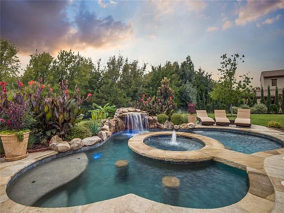 4th image of 304 Park Lake Dr