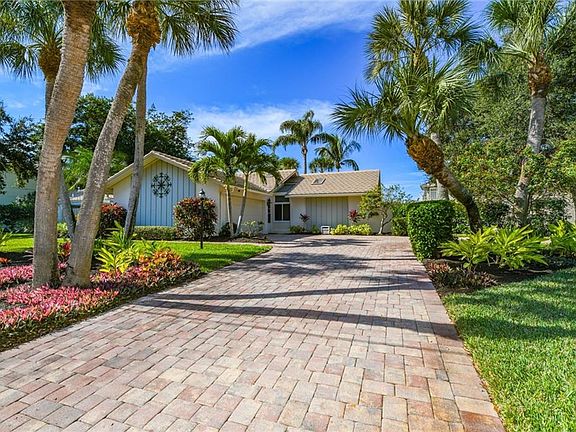 3rd image of 5328 Shadow Lawn Dr
