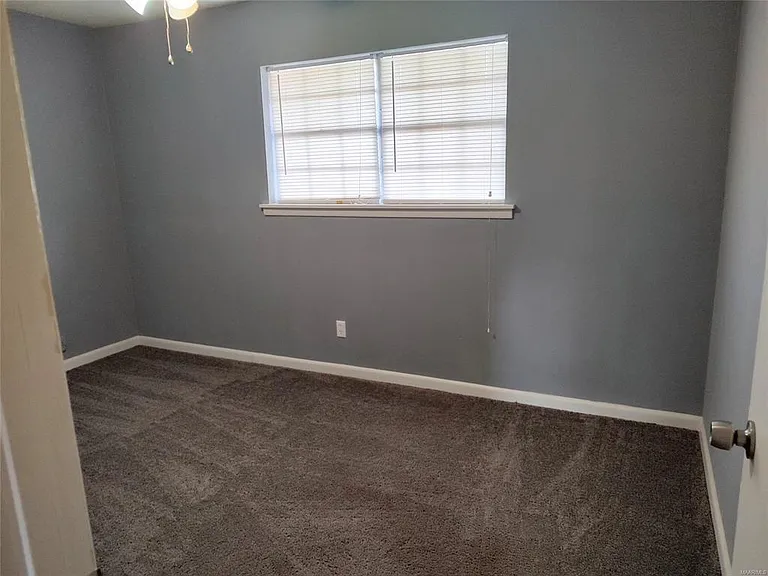 226 Radburn Way — Photo 13