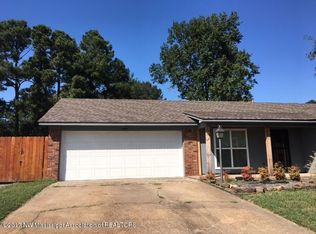 998 Rasco Rd W, Southaven, MS 38671