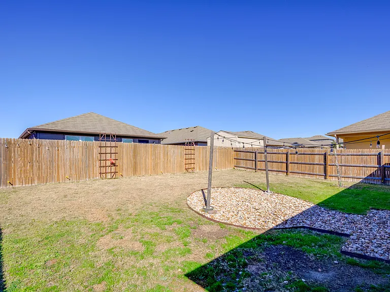 5800 Montrelia Dr — Photo 28