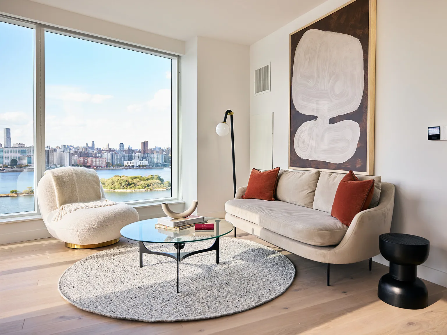 20 Halletts Point — Photo 2