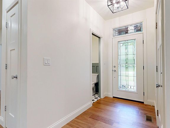4th image of 6288 Jenner Rd