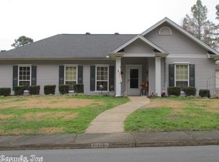 1802 Forrest Park Dr, Arkadelphia, AR 71923