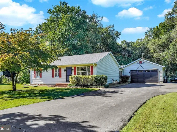 65 Long Point Blvd, Earleville, MD 21919