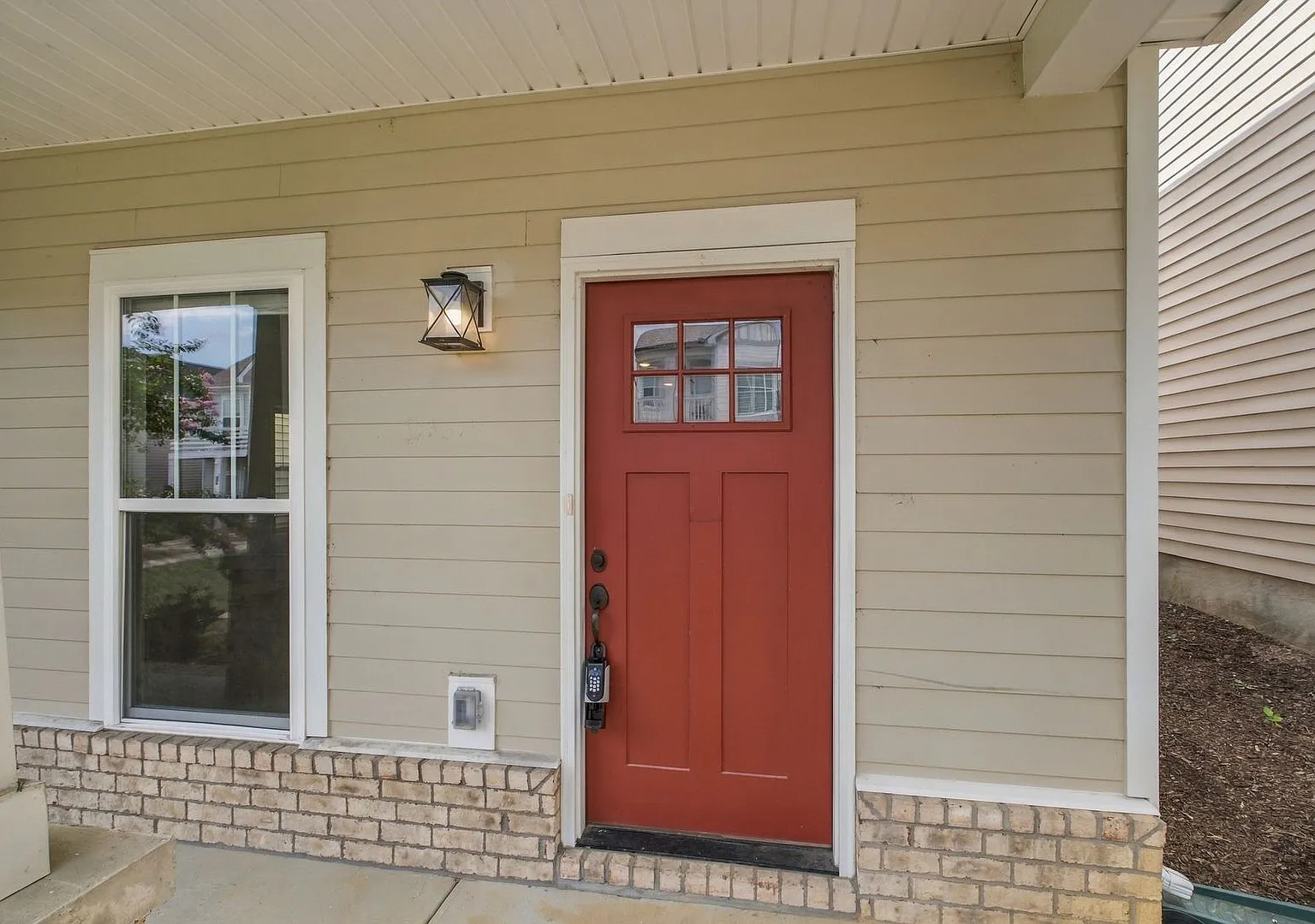 Modern 4-Bedroom Home with Open Living & Premium Finishes — Photo 4