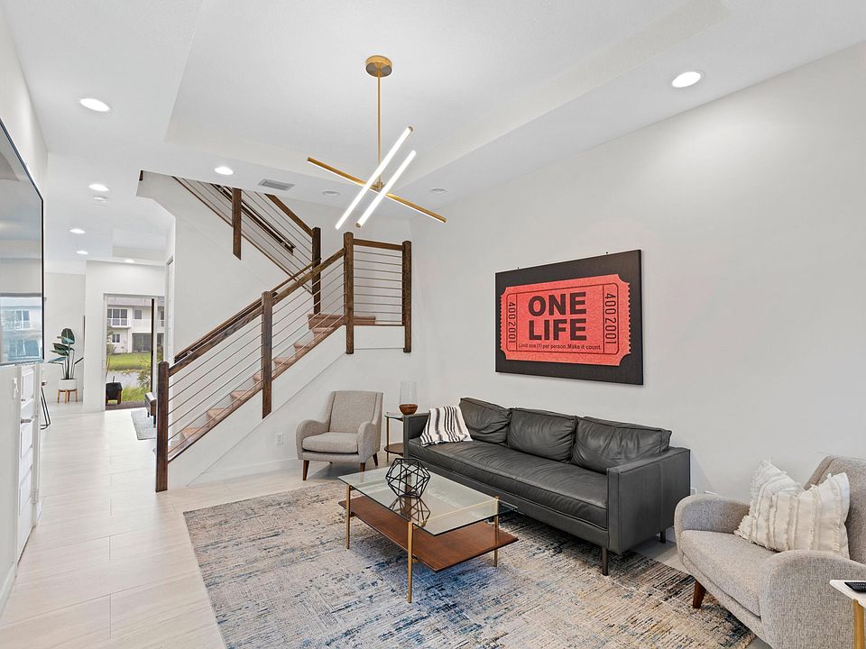 1st image of 1241 Pioneer Way
