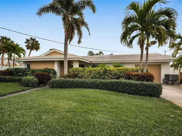 1386 40th Ave NE, Saint Petersburg, FL 33703