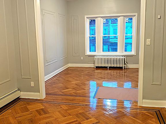 2nd image of 121 E 32nd St Floor 2