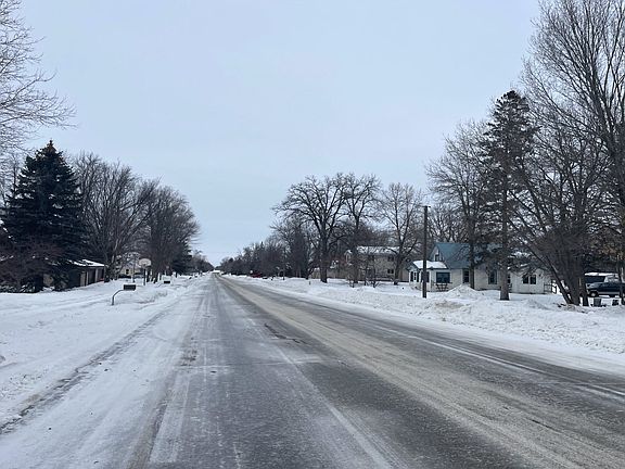 5th image of 505 Douglas Ave