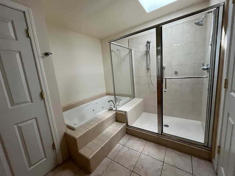 Master Bedroom bath