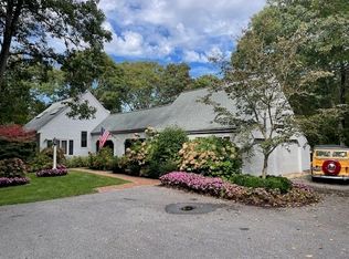 46 Sea Marsh Rd, Barnstable, MA 02630