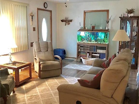 4th image of 3269 Quentin Dr