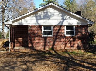 1081 Lightwood Knot Rd, Woodruff, SC 29388