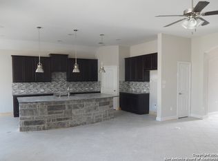 2965 Sunridge Dr, Schertz, TX 78108