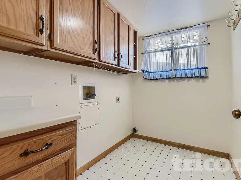 17490 E Eldorado Cir — Photo 8