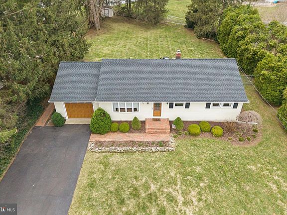 2nd image of 96 Bordentown Chesterfield Rd