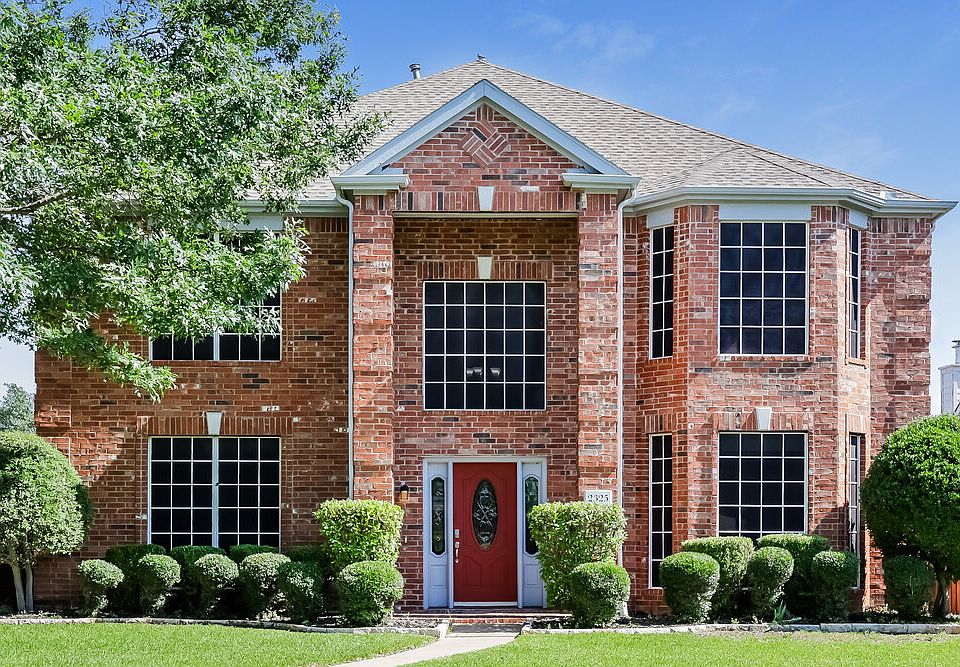 1st image of 2325 Cimmaron Dr