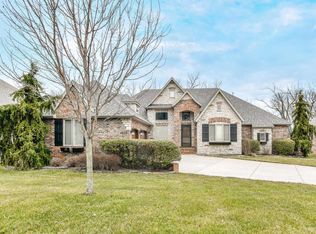 4039 E Kensington St, Springfield, MO 65809