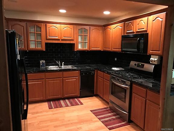 3rd image of 11920 N Glenview Ave