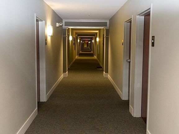 4th image of 118 S Washington St Ste A334