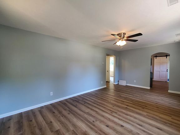 3rd image of 1314 N Sherman Ave