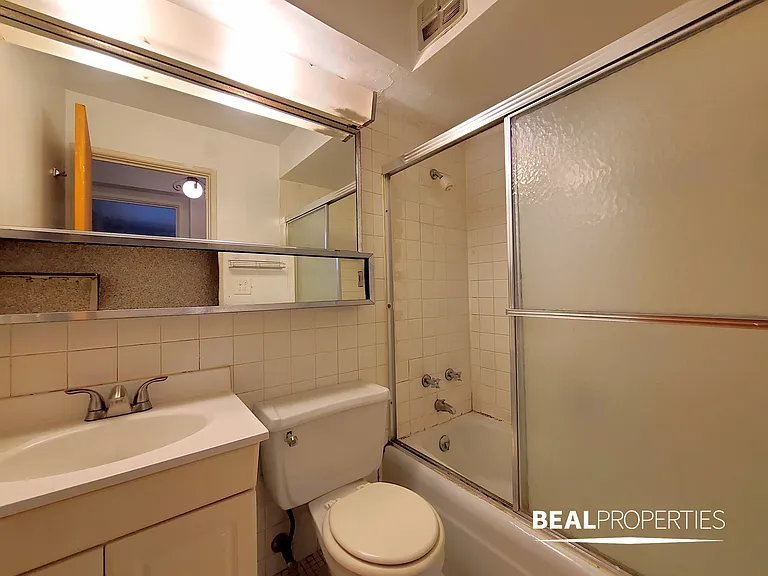 660 West Wrightwood — Photo 21