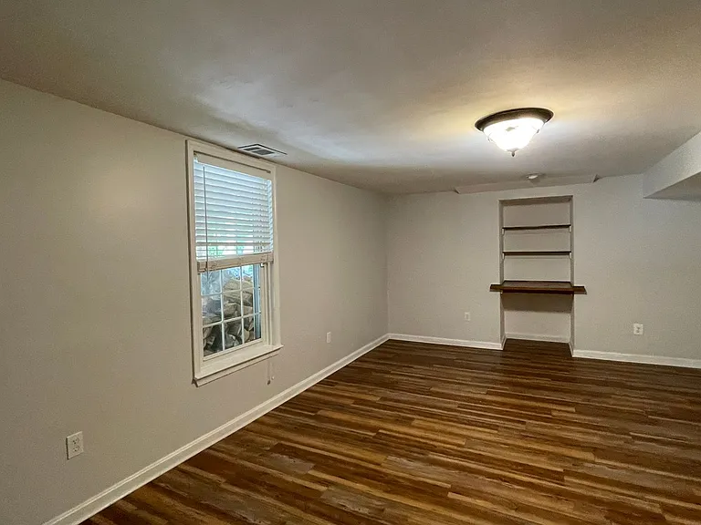 31 Ballantrae Ct — Photo 25