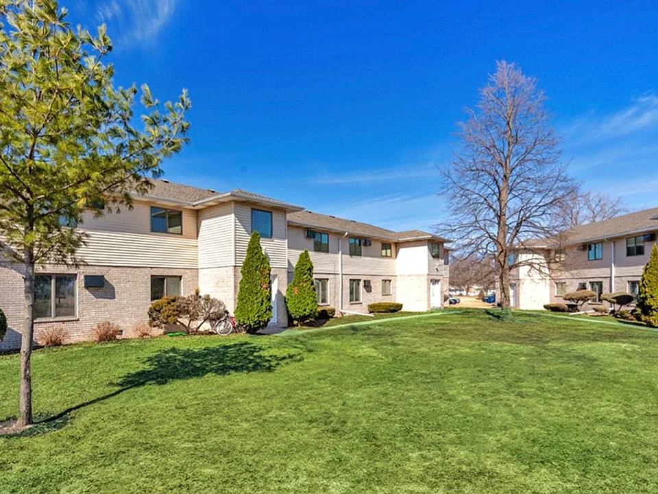 300 Jay Ray Ct