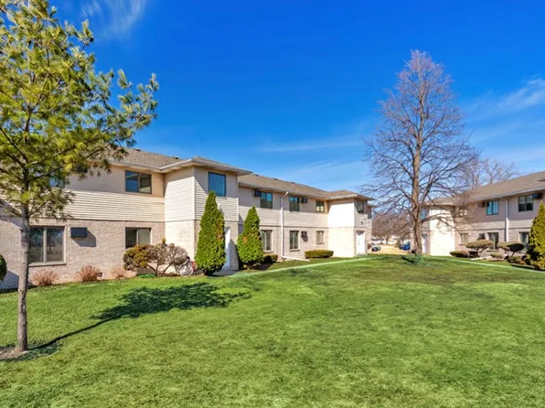 300 Jay Ray Ct, 300 Jay Ray Ct #5, Manteno, IL 60950