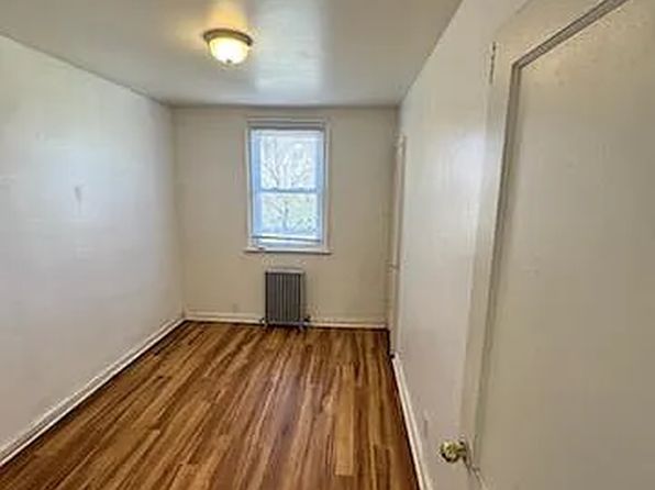 335 E Essex Ave #2, Lansdowne, PA 19050 – 2-bedroom rental in Lansdowne
